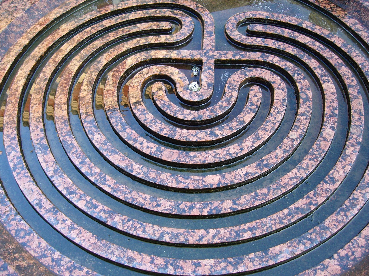 The Secrets of the Labyrinth of Crete